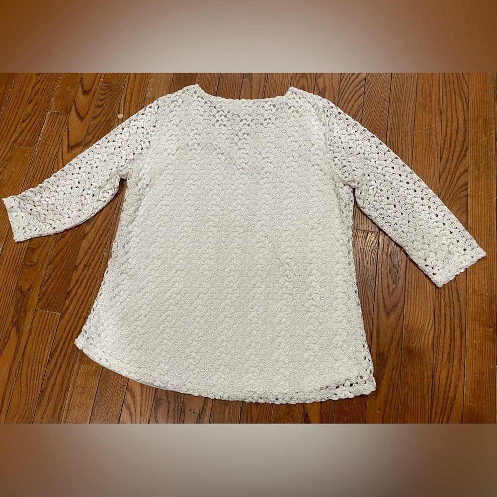 JM Collection White Textured Blouse - Picture 3 of 10